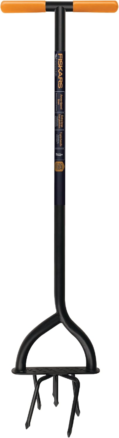 Fiskars 40" Steel Tiller, Long Handle Hand Tiller for Gardening, Garden Tool