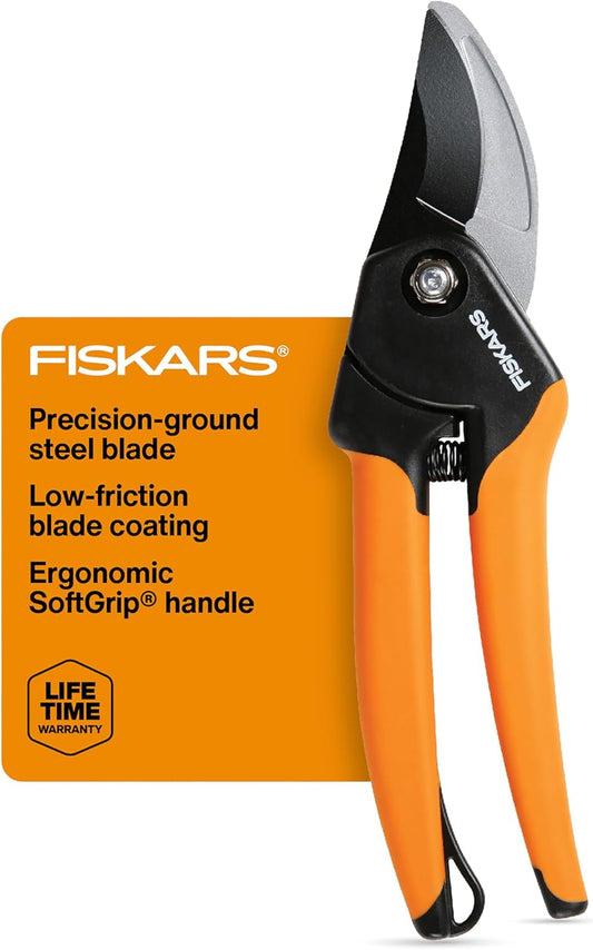 Fiskars SoftGrip Bypass Pruning Shears, 5/8” Cut Capacity Gardening Scissors for Right and Left-Handed Use, Steel Blade with Low Friction Coating, Rust Resistant Garden Clippers for Stems & Branches